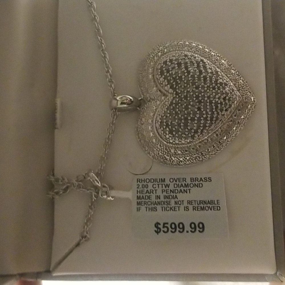 BRAND NEW W/ Tags!❤ HEART 2 CTW GENUINE💎 DIAMOND NECKLACE - Picture 4 of 9